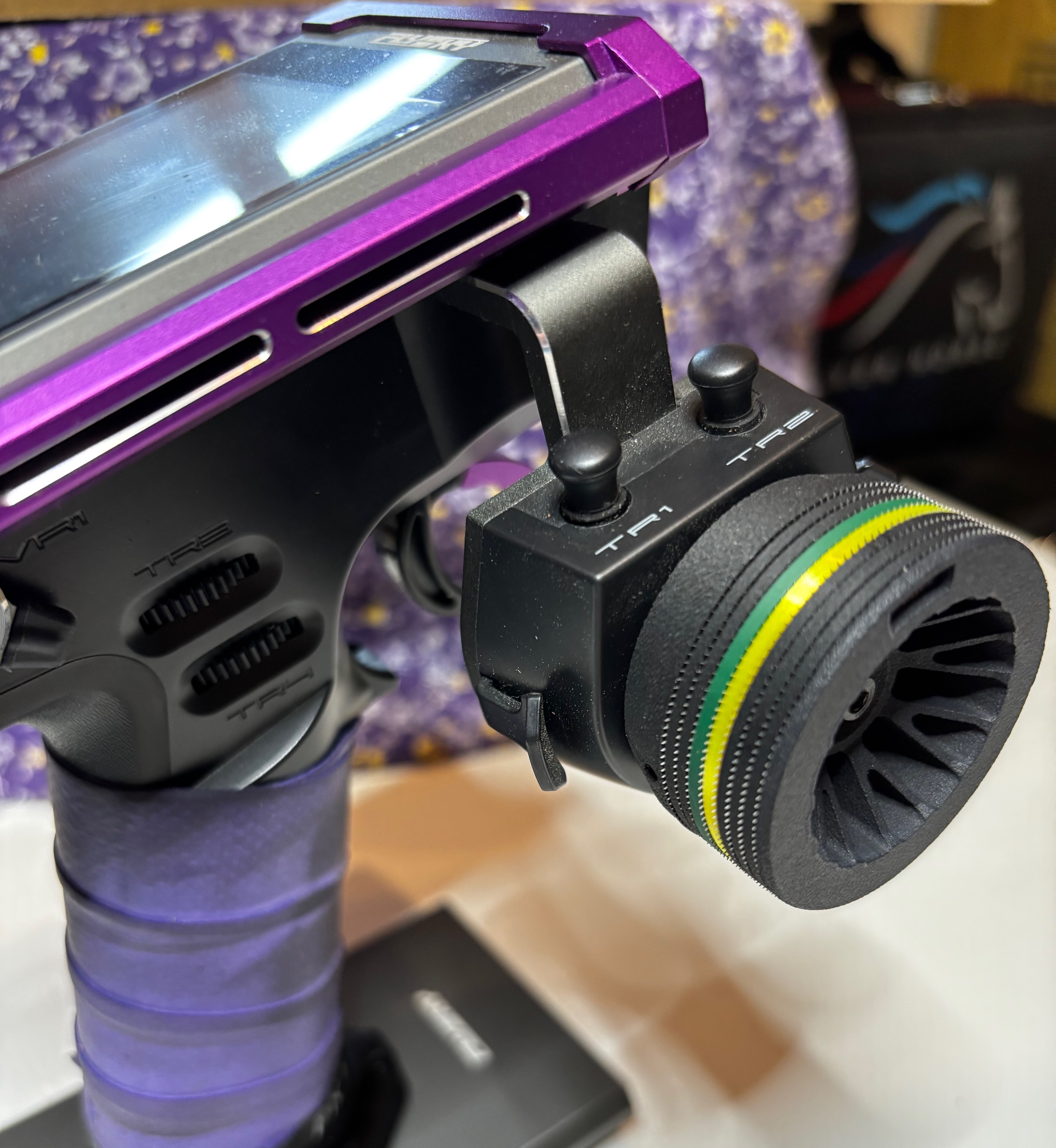 DASS Speed wheel on transmitter — green and gold Aussie edition