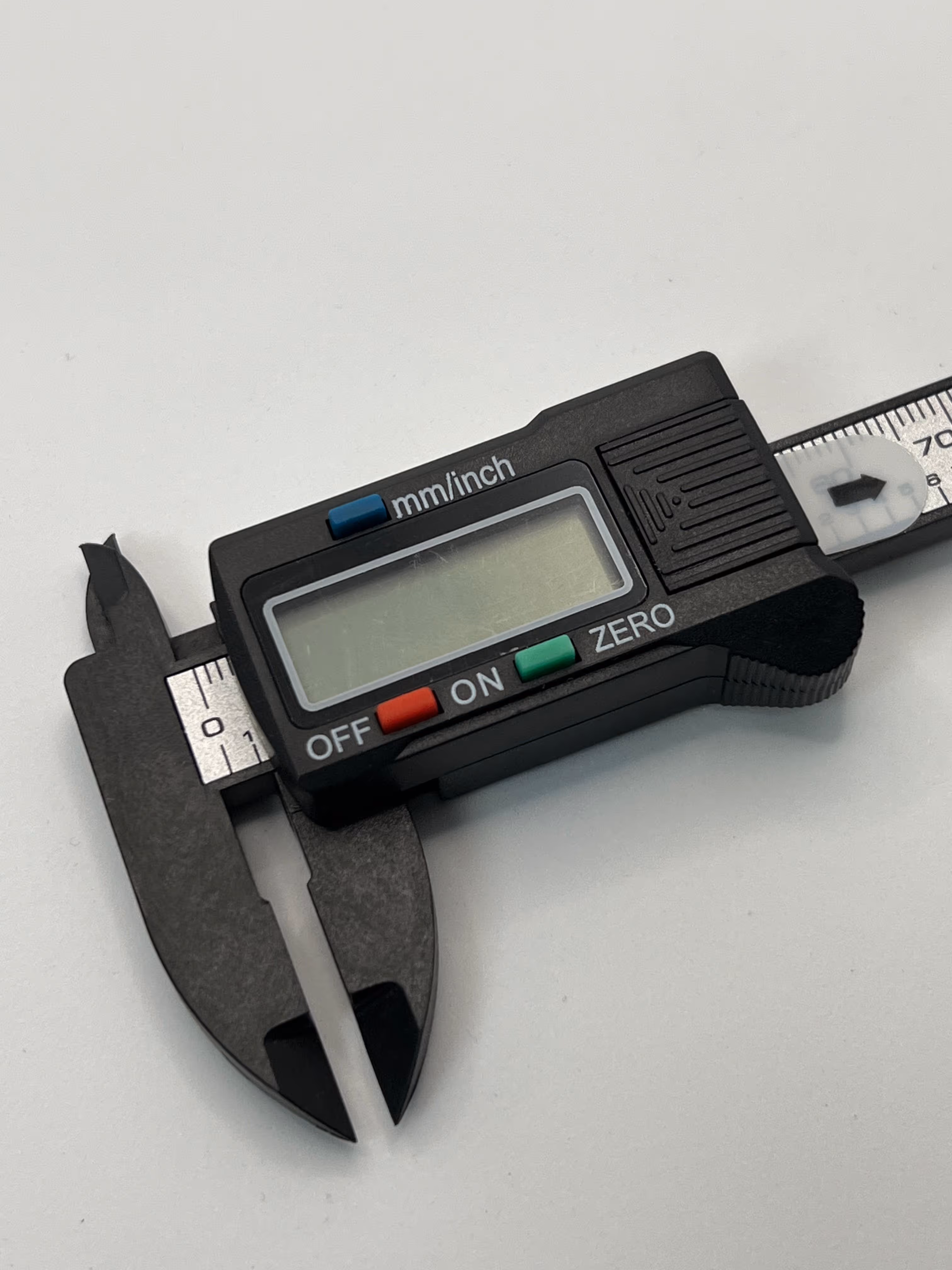 Micro Digital Caliper — 0–100mm 1