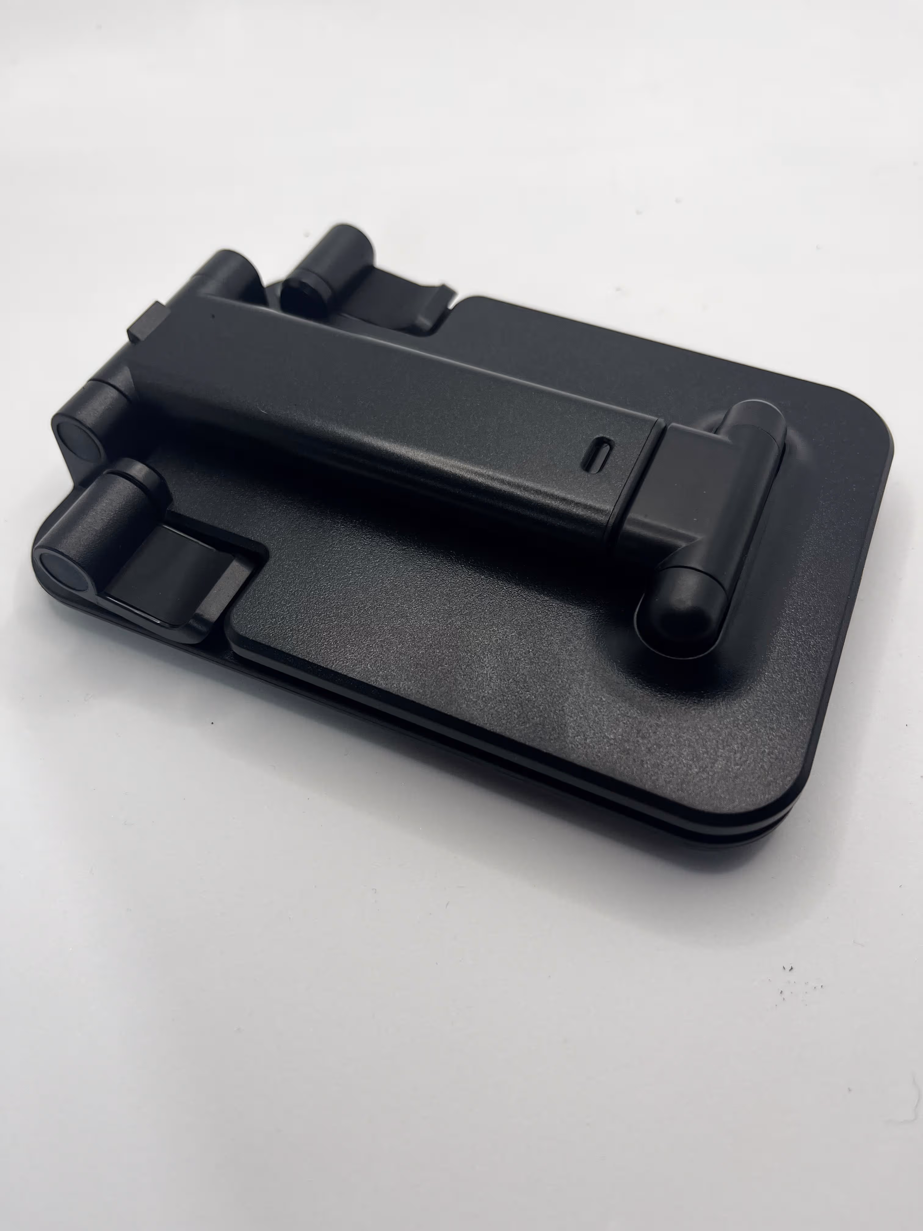 Remote Stand 2